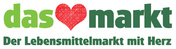 Ein grünes "das markt"-Logo mit einem roten Herz und dem Schriftzug "Der Lebensmittelmarkt mit Herz" ist zu sehen.